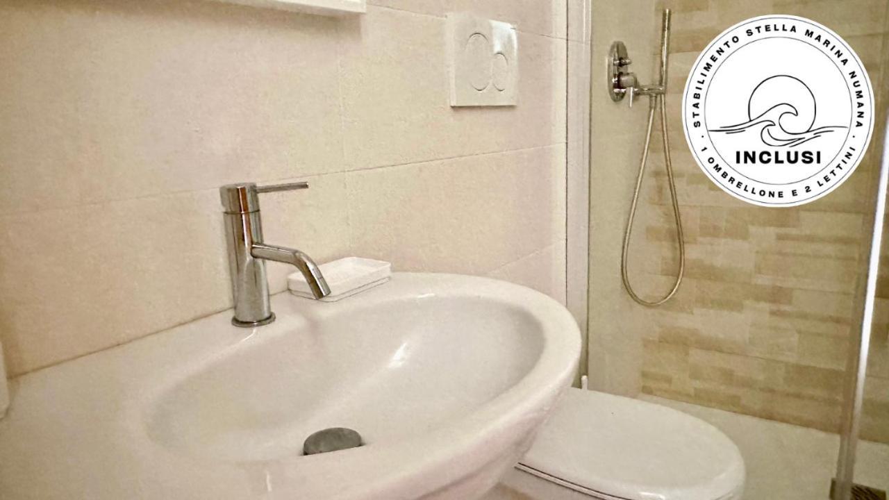Viva3 - Numana, Ampio Trilocale In Villa Con Piscina Eksteriør billede